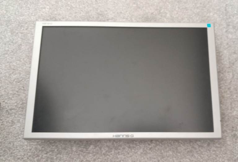 HannsG 19 inch Widescreen LCD TFT Monitor And Stand