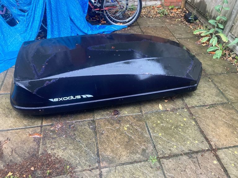Car roof box exodus black damaged 