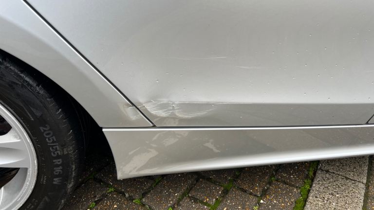 BMW, 1 SERIES, Hatchback, 2006, Semi-Auto, 1995 (cc), 5 doors