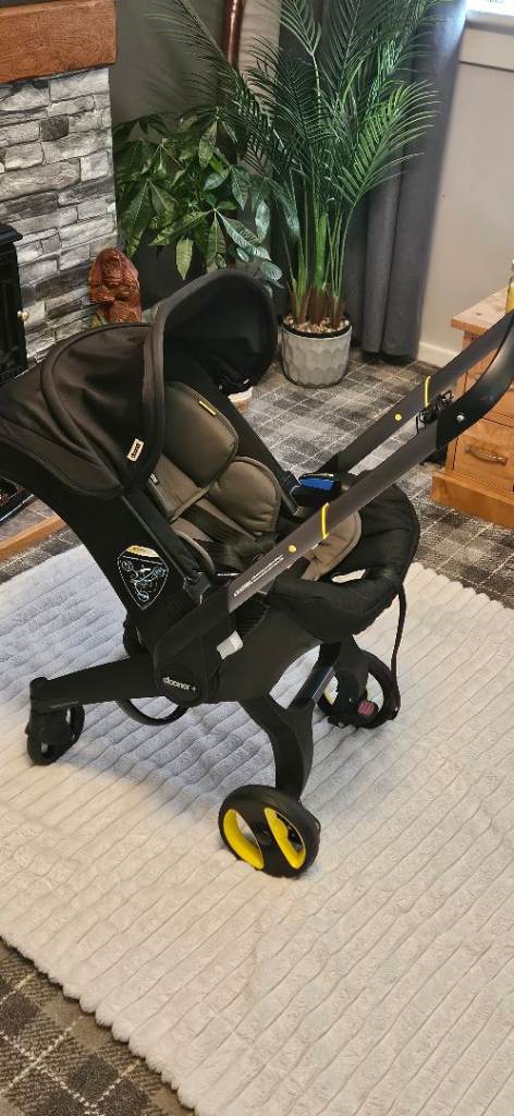 Doona+ Car Seat & Stroller Nitro Black