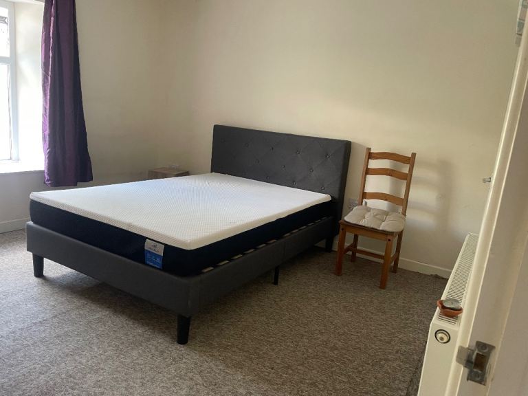 Lovely 2 large bedroom house