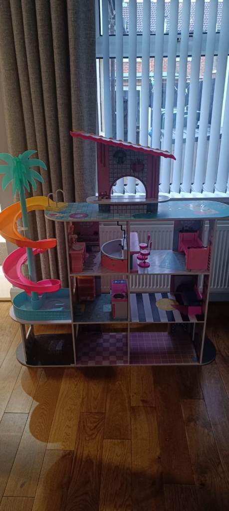 image for Free lol dolls house like new 