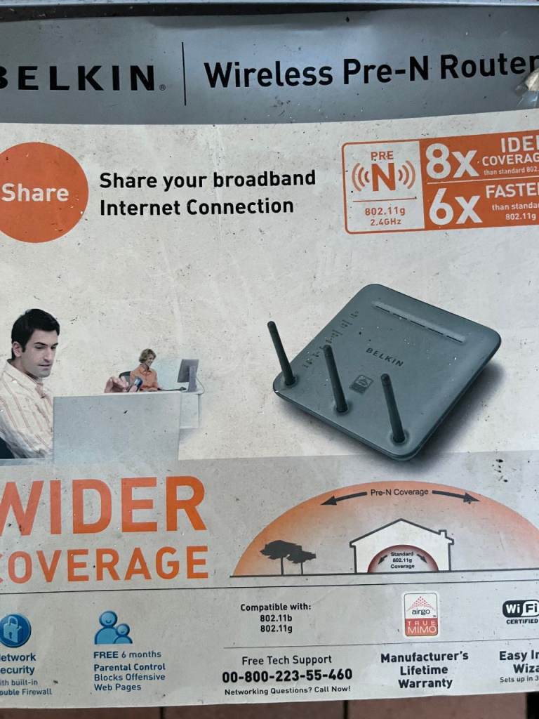 Belkin Wireless Pre-N Router F5D8230-4 Broadband Sharing Wide Coverage Internet