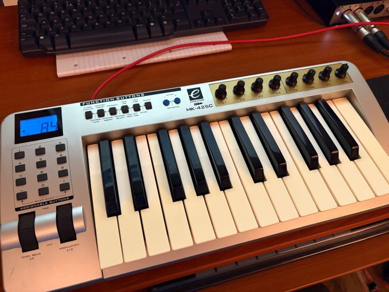 E-MU MK-425C MIDI Keyboard Controller