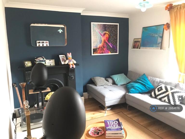 2 bedroom flat in Sydenham Rd, London, SE26 (2 bed) (#2864176)