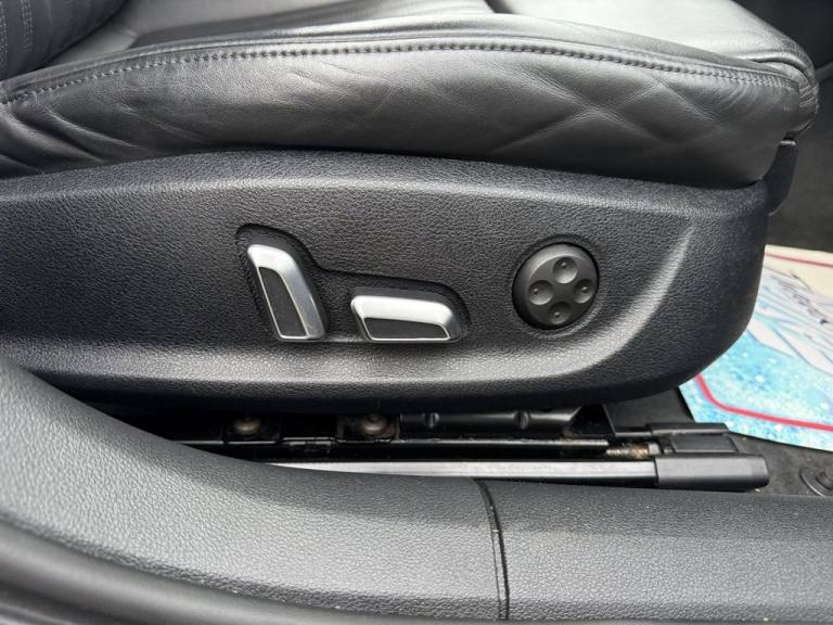 2017 Audi A6 Saloon 2.0 TDI ultra S line Saloon 4dr Diesel S Tronic Euro 6 (s/s) (190 ps) Saloon ...