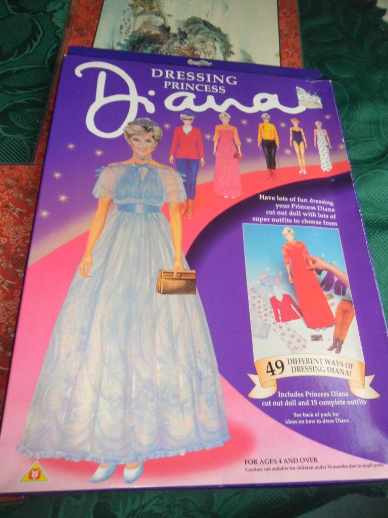Vintage Dressing Diana Princess Paper Doll Set  (Unused)