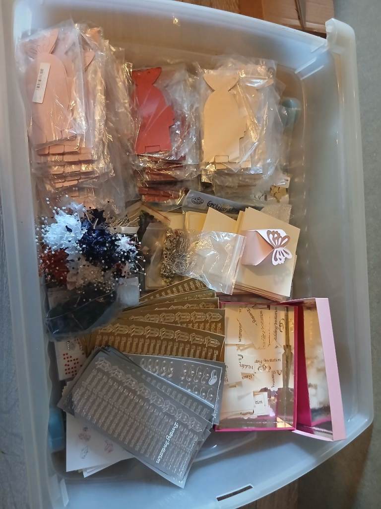 Huge wedding craft bundle with over 100 favour boxes
