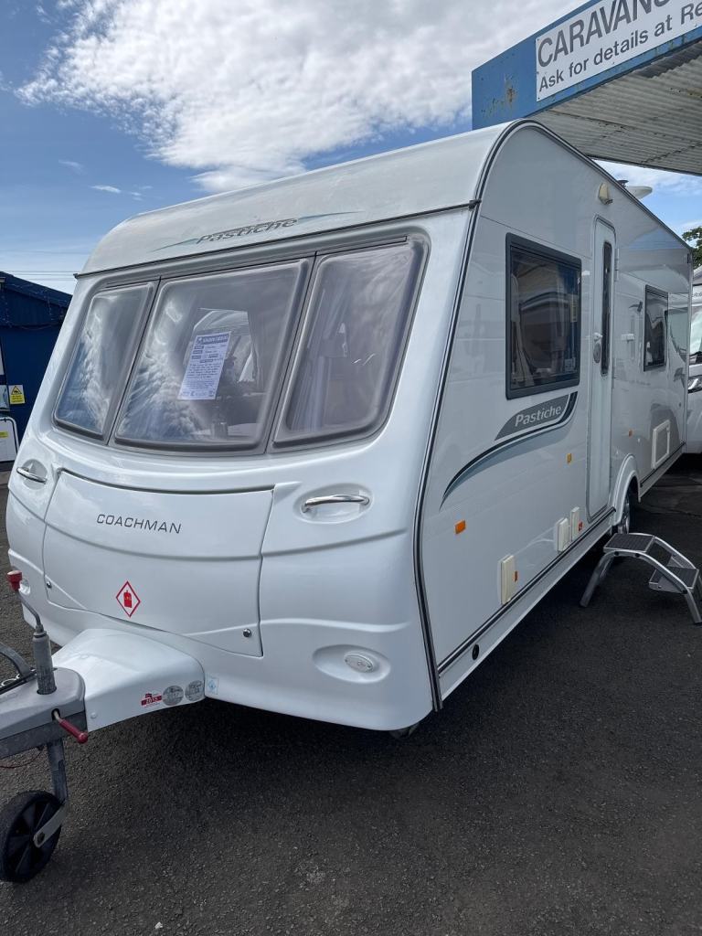 Coachman Pastiche 560, Yr2010, Fixed French Bed
