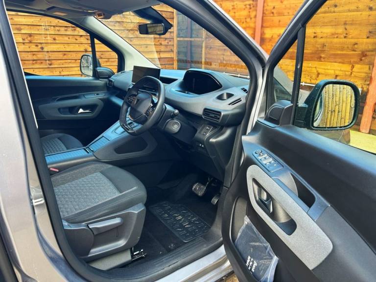 2025 Peugeot Rifter 3 Seat Auto Wheelchair Accessible Disabled Access Vehicle WAV MPV Diesel Auto...