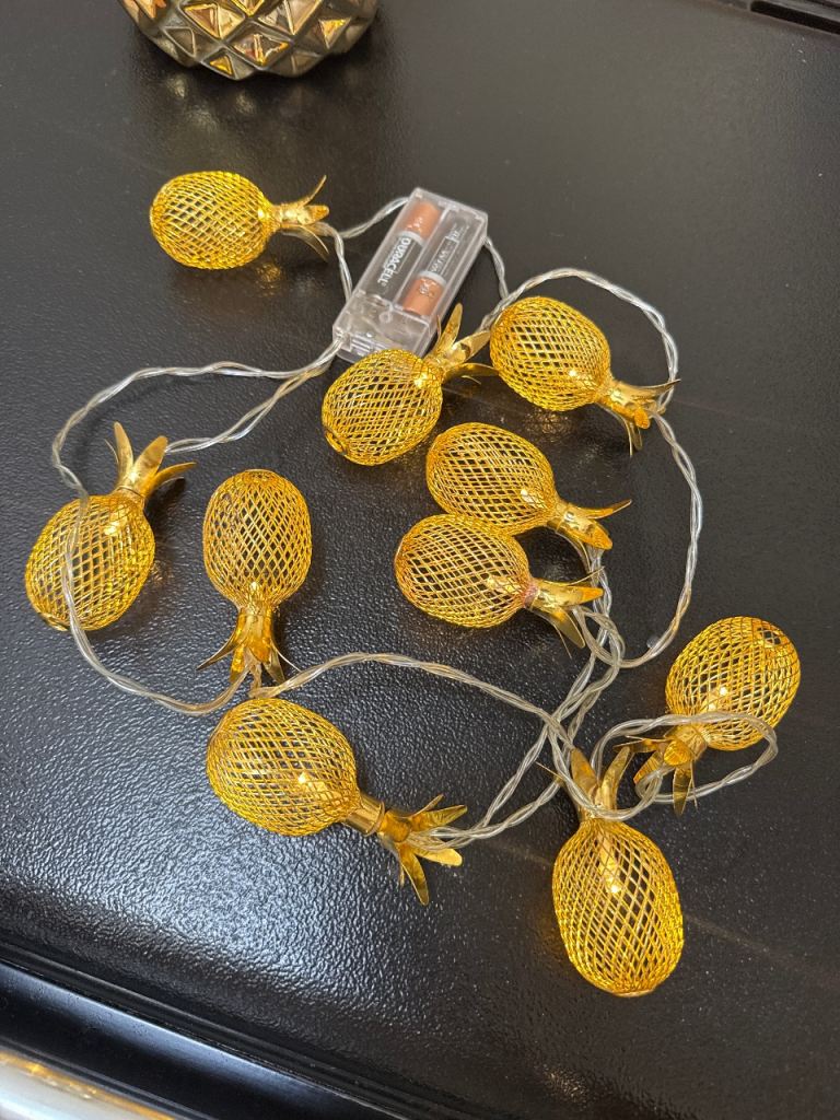 Pineapple string lights 