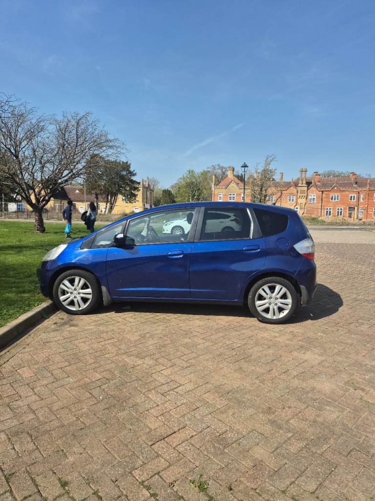 Honda, JAZZ, Hatchback, 2010, Semi-Auto, 1339 (cc), 5 doors