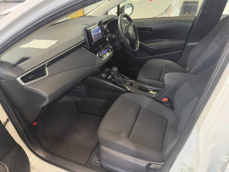 2020 Toyota Prius 1 790 CC TOYOTA COROLLA TOURING Hybrid