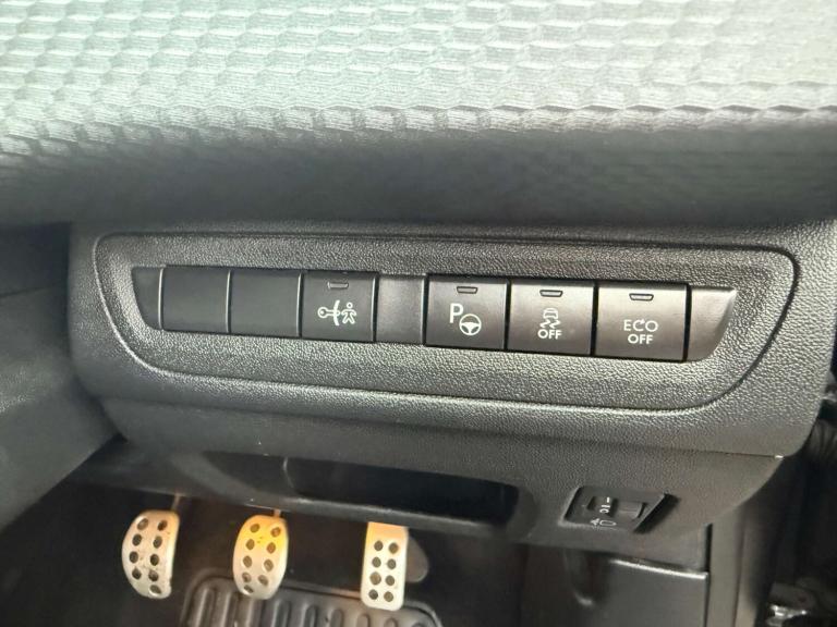 2017 Peugeot 208 1.2 PureTech 110 GT Line 5dr HATCHBACK PETROL Manual