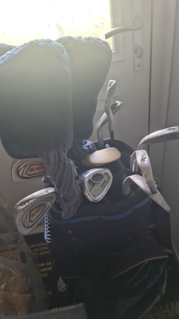 Golf clubs 