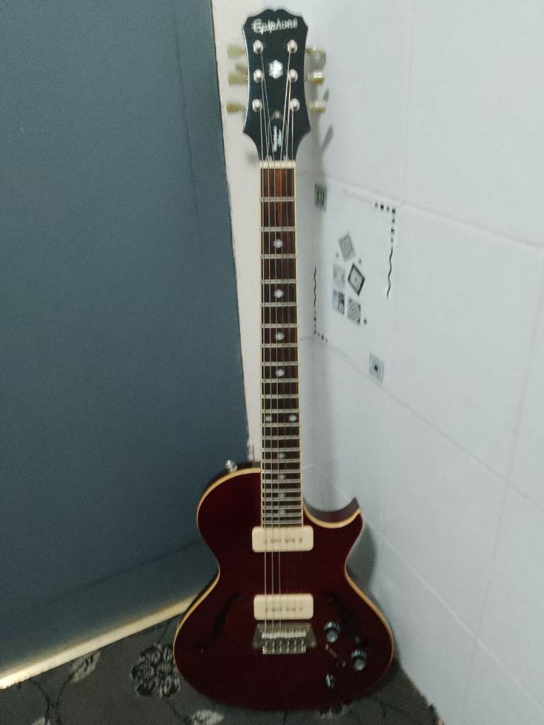 image for 2015 Epiphone blueshawk deluxe