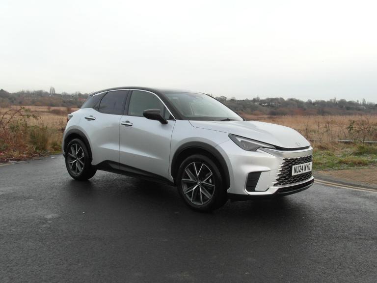 2024 Lexus LBX 1.5 VVT-iE Premium Plus Design SUV 5dr Petrol Hybrid E-CVT Euro 6 (s/s) (13 HATCHB...