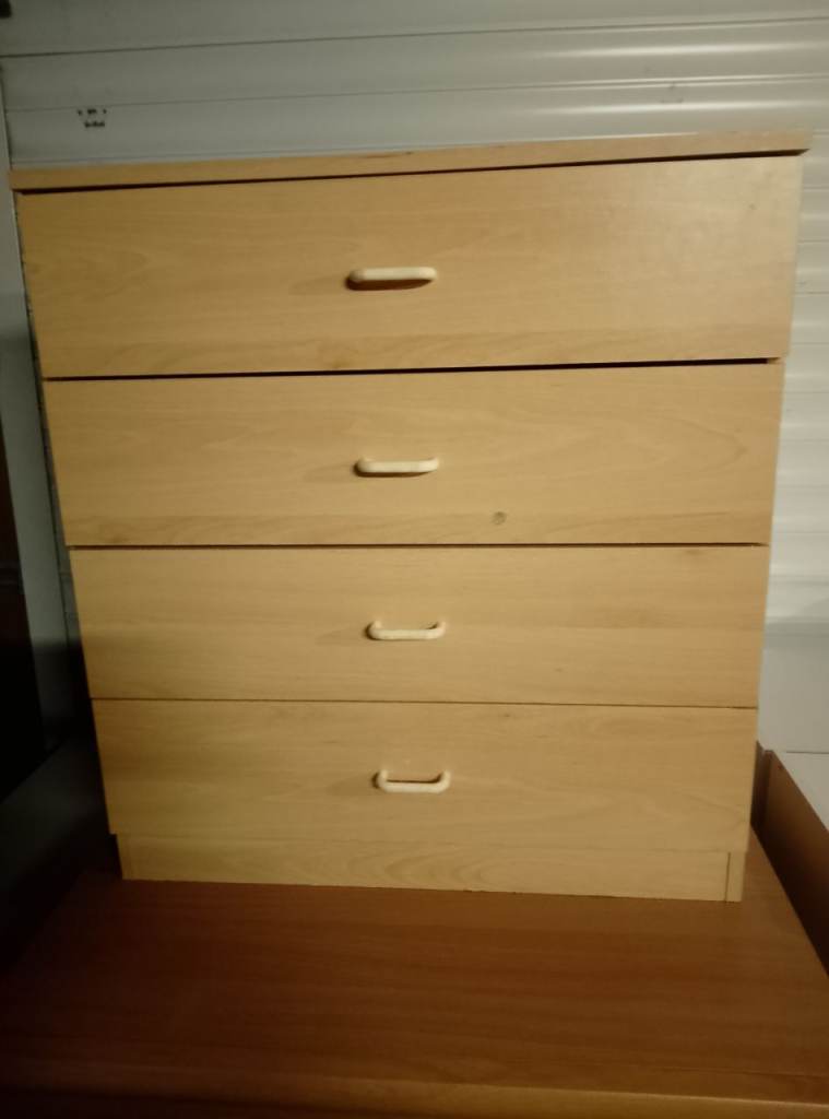 Chest of 4 drawers 