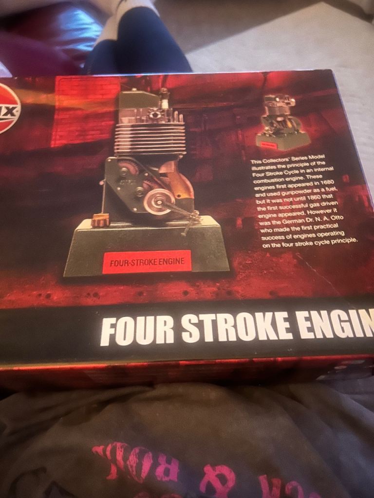 Airfix collector model four stroke engine 