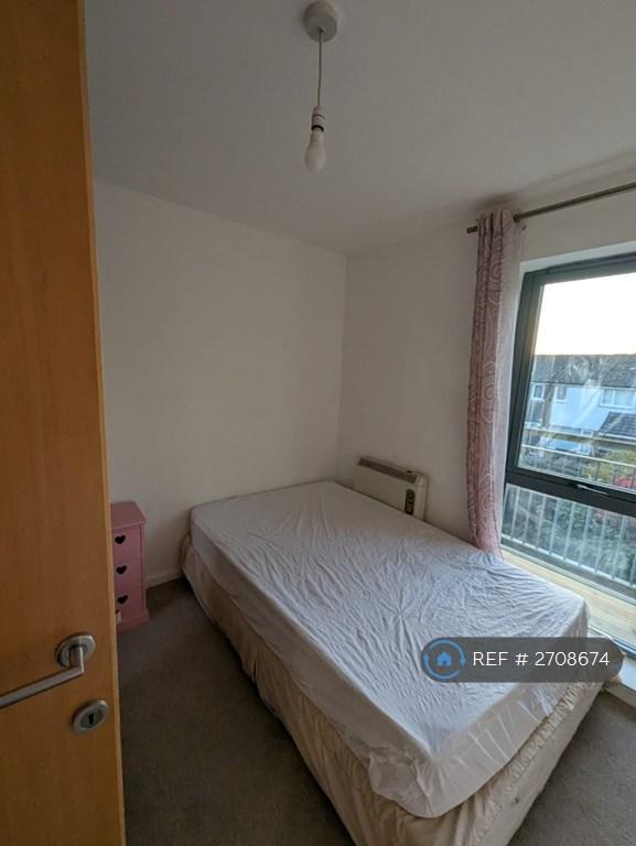 2 bedroom flat in Ordsall Lane, Salford, M5 (2 bed) (#2708674)