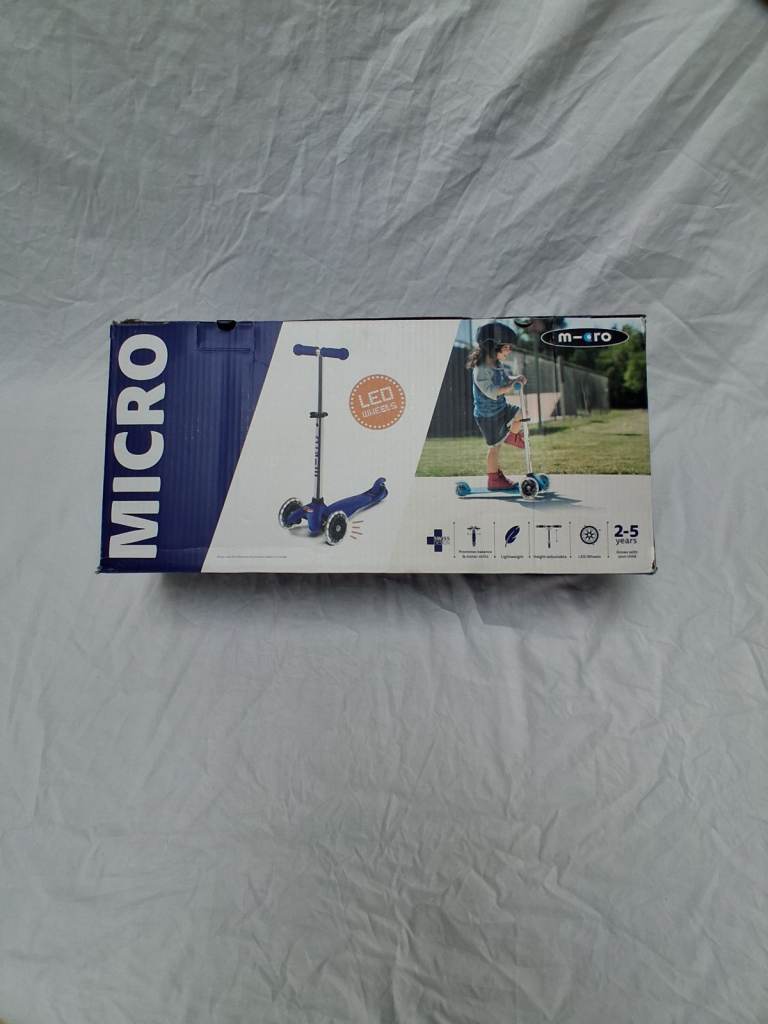 MINI MICRO PLUS LED (with light-up LED wheels)