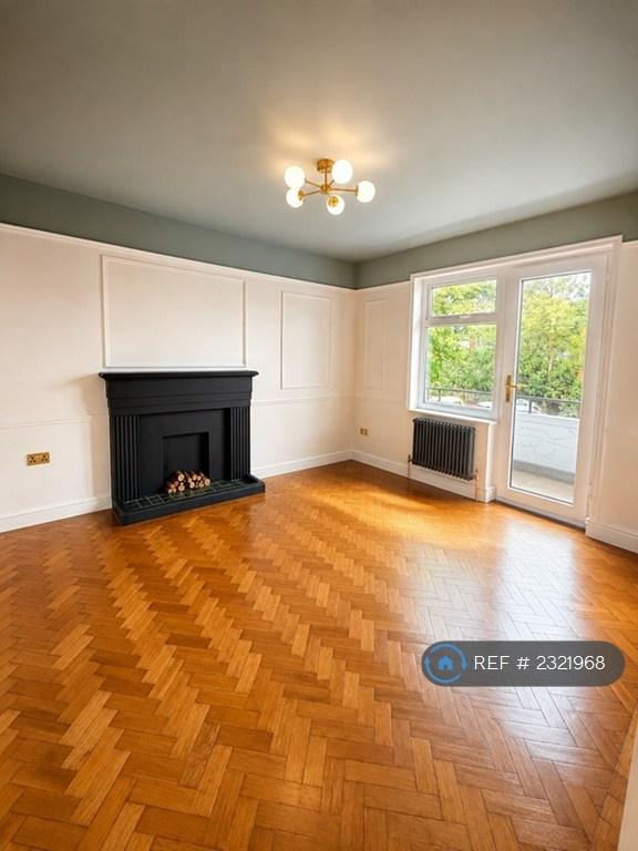 1 bedroom flat in Forest Croft, London, SE23 (1 bed) (#2321968)