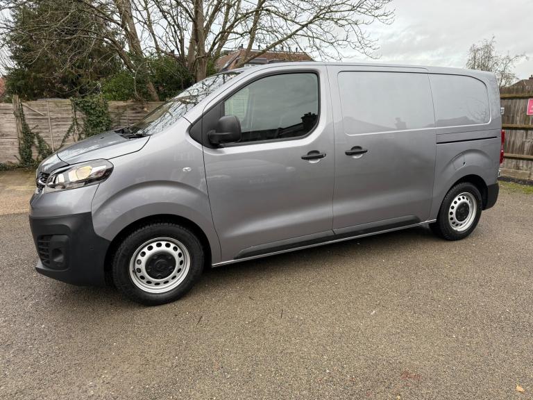 2023 Vauxhall Vivaro 2700 1.5d 120PS Prime H1 Van PANEL VAN DIESEL Manual