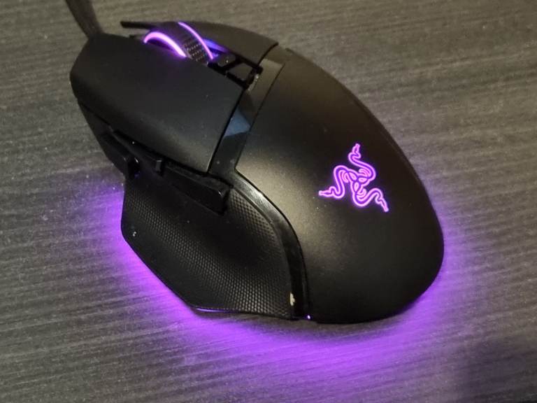 Razer Basilisk V3 - Wired Customisable Gaming Mouse Black for pc desktop computer console 