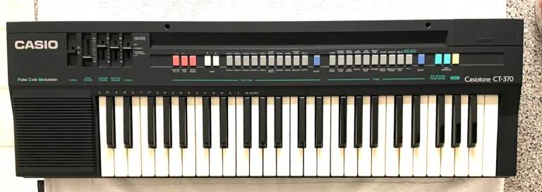 Casiotone CT-370 Electric Keyboard - Portable.