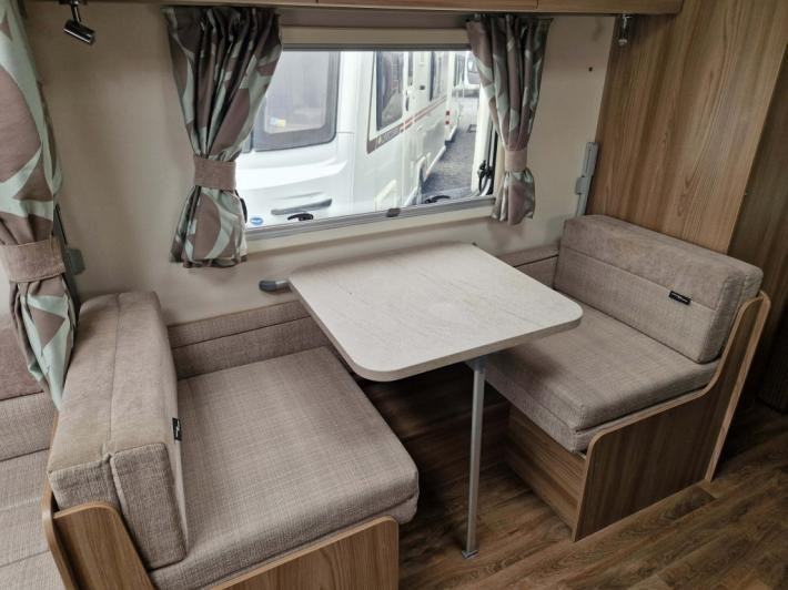 2017 Sprite Quattro FB Used Caravan
