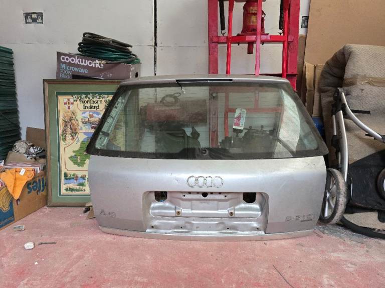Audi A6 rear boot lid and rear tailgate glass
