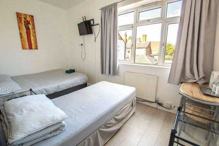 ROOM TO RENT GRIMSBY