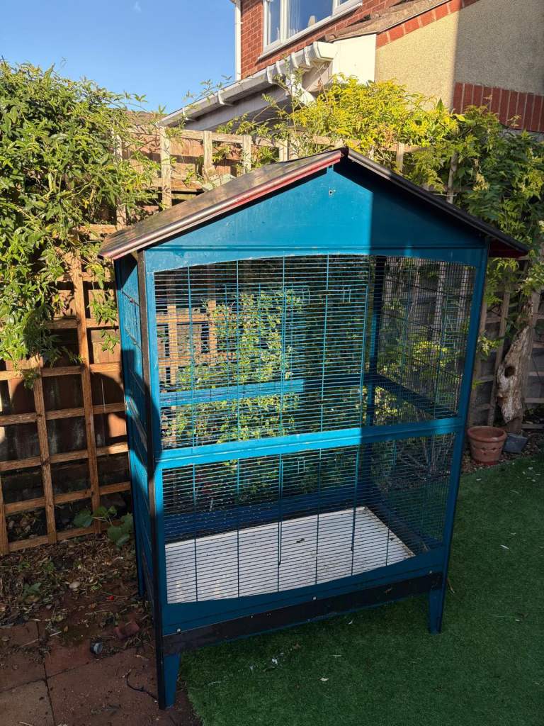 Ferplast bird aviary