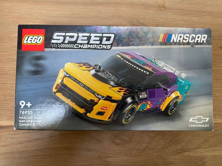 LEGO Speed Champions NASCAR Chevrolet Camaro ZL1 76935