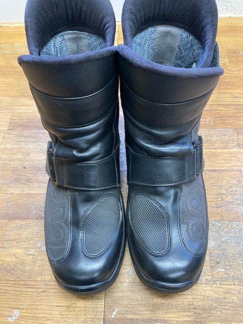 Daytona short motorcycle boots