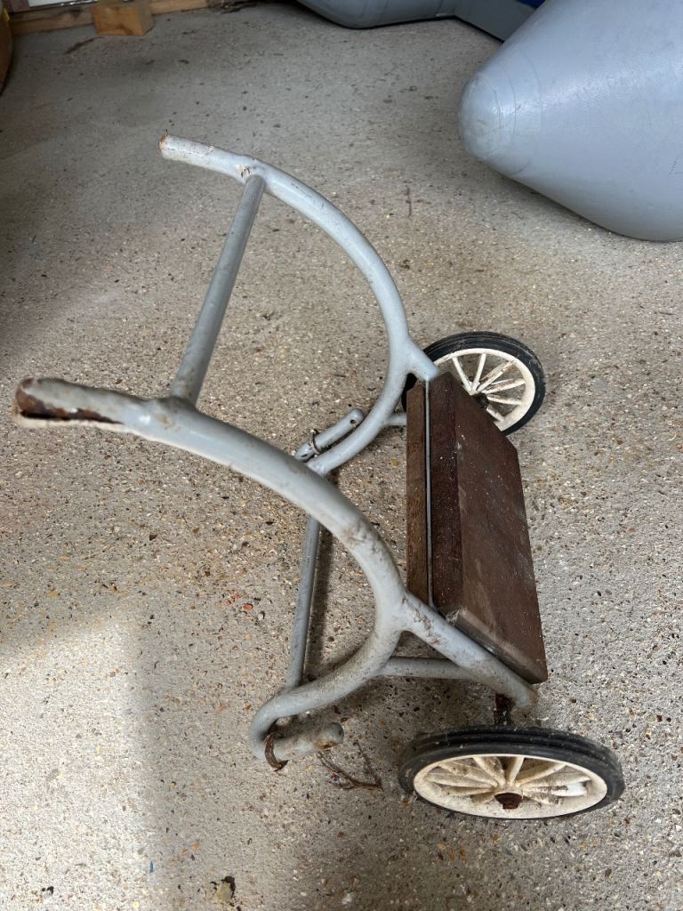 Avon Redcrest outboard bracket 