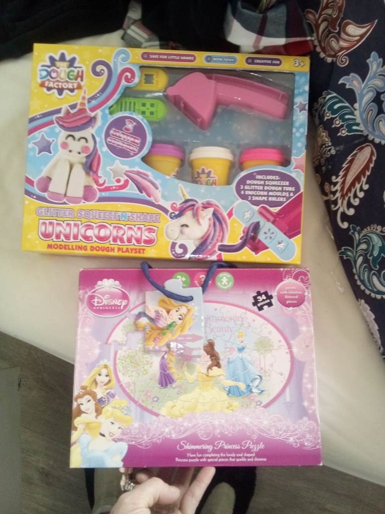 All new boxed kids toys/ play dough sets, / lilo and stitch bubble machine and bits
