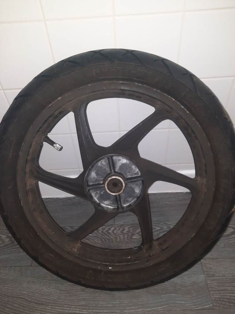 Bargain spare 100/90-17 wheel & tyre ,Honda cbf 125 rear wheel and tyre 