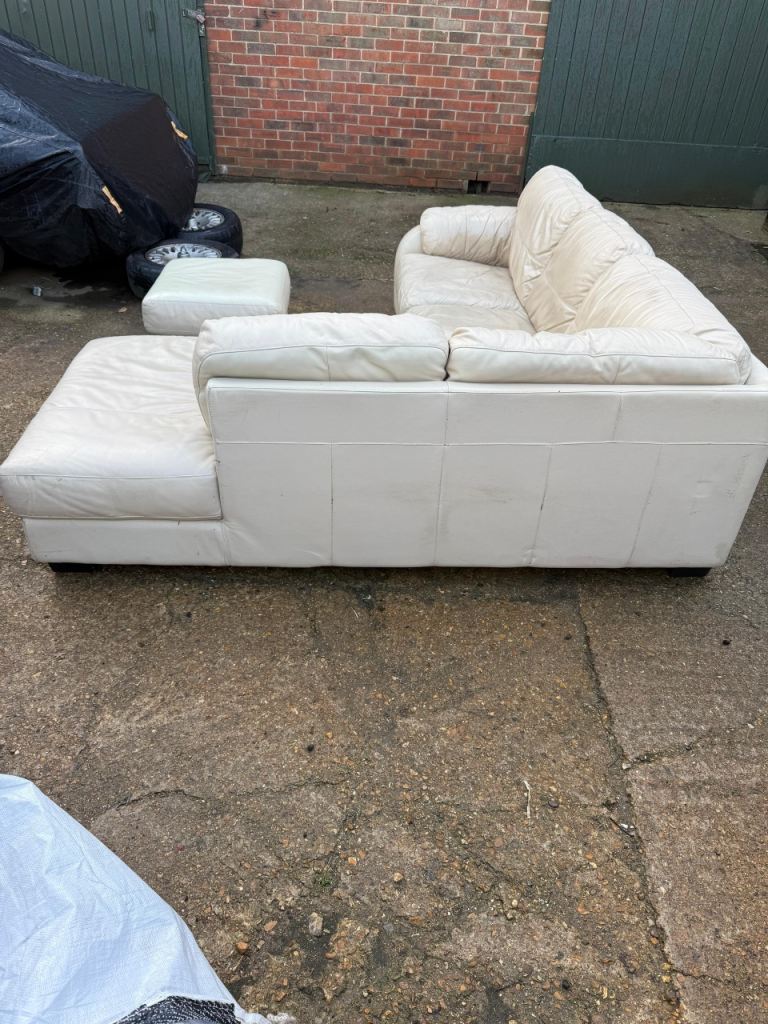 Cream leather corner sofa can deliver 