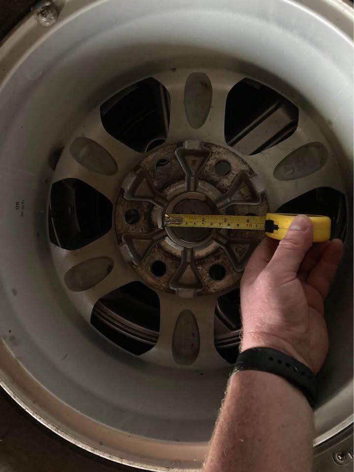 4 Tyres & 6 bolt Wheels/Alloys suitable for van or truck