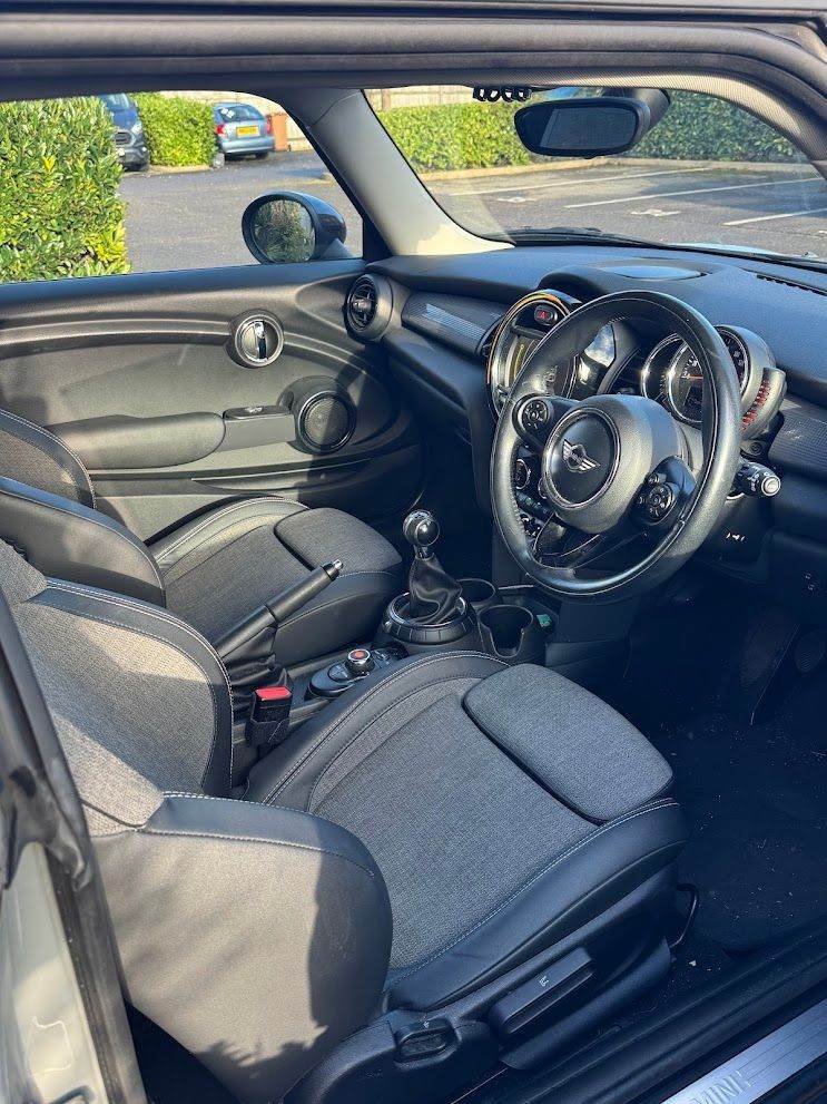 2015 MINI Cooper, Grey Mini, HATCHBACK, Hatchback, 2015, Manual, 1499 (cc), 3 doors