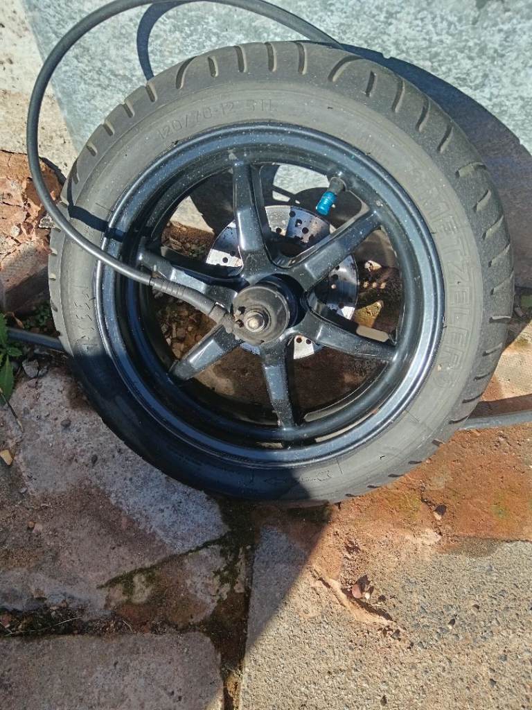 Suzuki ay50 katana front wheel 