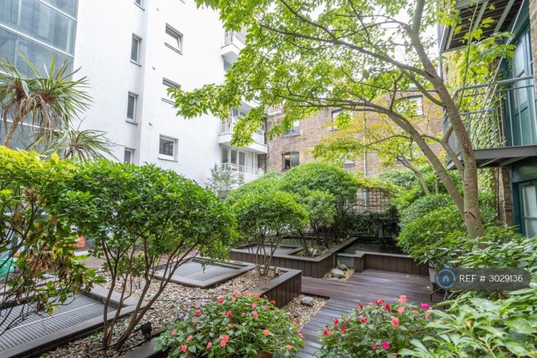 3 bedroom flat in Mill Street, London, SE1 (3 bed) (#3029136)