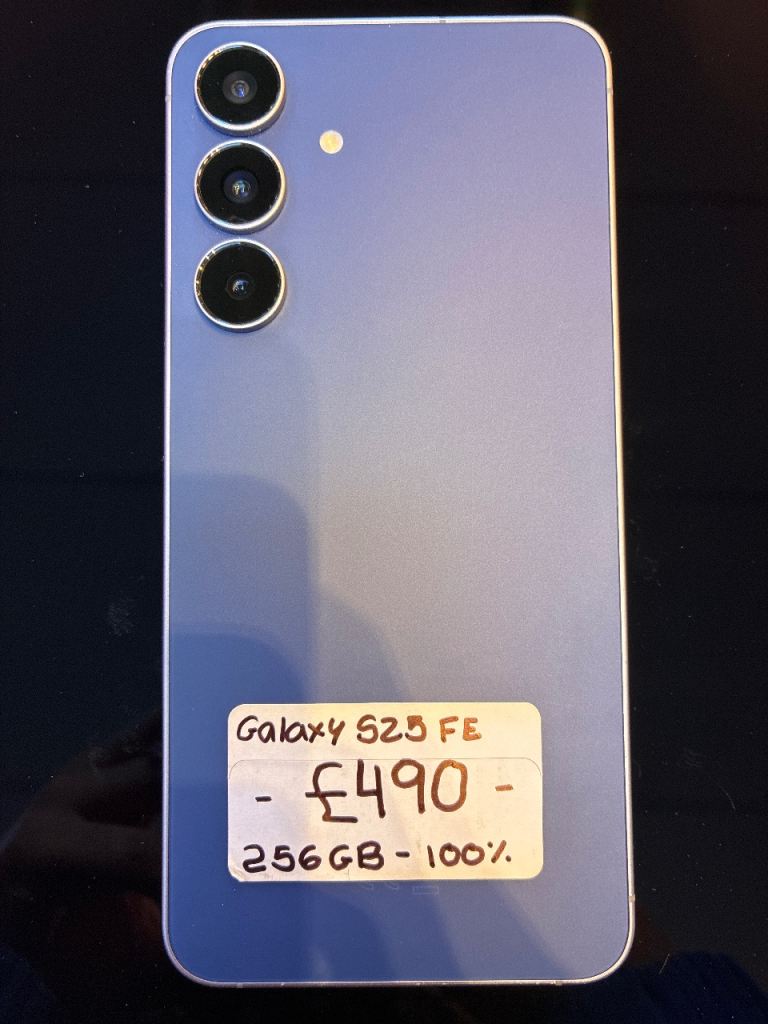 Samsung Galaxy S25 FE 256GB – Blue, As Good As New