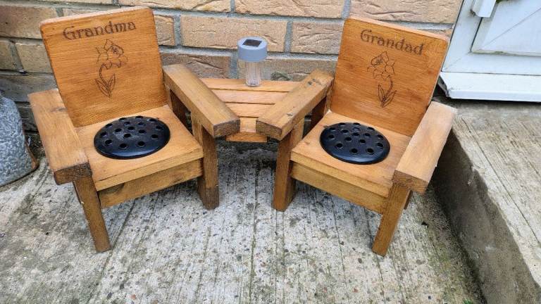 Garden memory bench