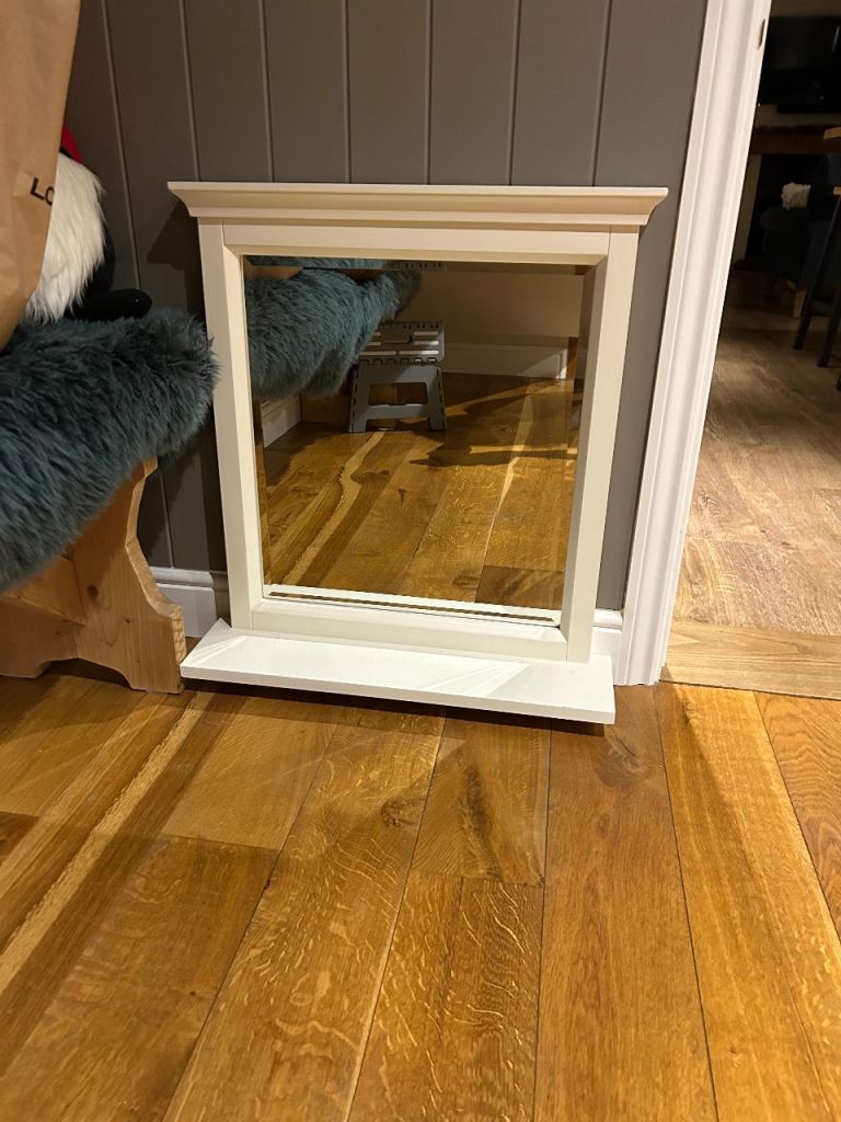 The White Company mirror