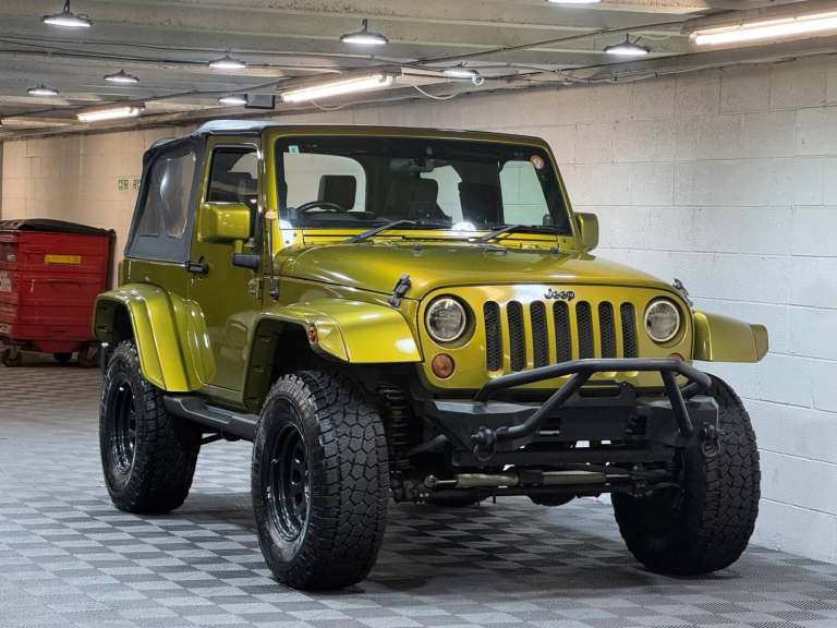 Jeep Wrangler 3.8 V6 Rubicon SUV 2dr Petrol Auto 4WD Euro 5 (196 ps) Petrol Automatic