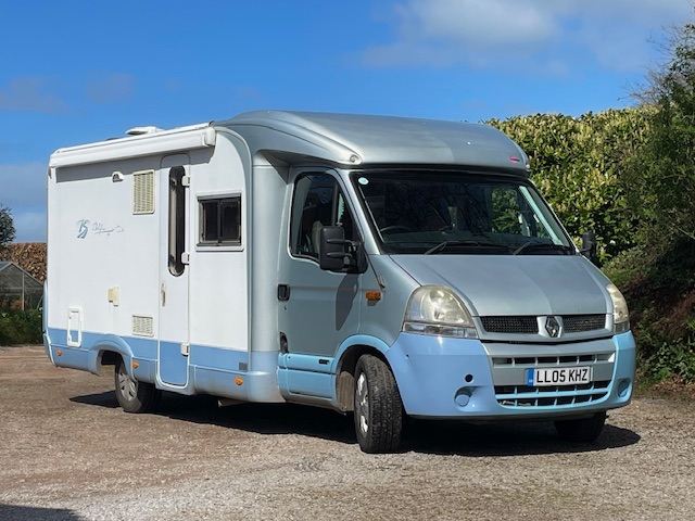 Burstner motorhome 2005 in good condition 
