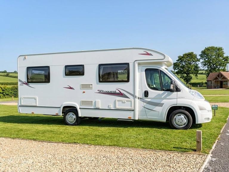 2009 Elddis Autoquest 155 2.2 Diesel 100bhp 4 Berth