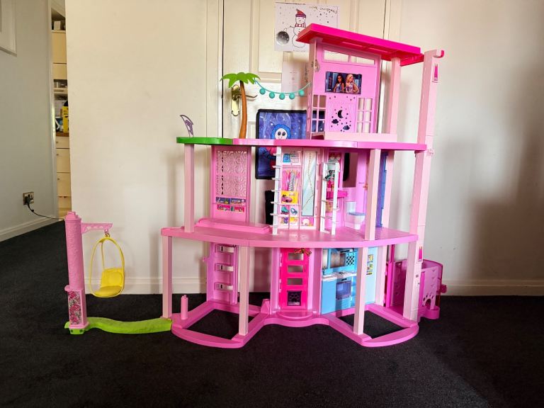 Barbie Dreamhouse Dollhouse
